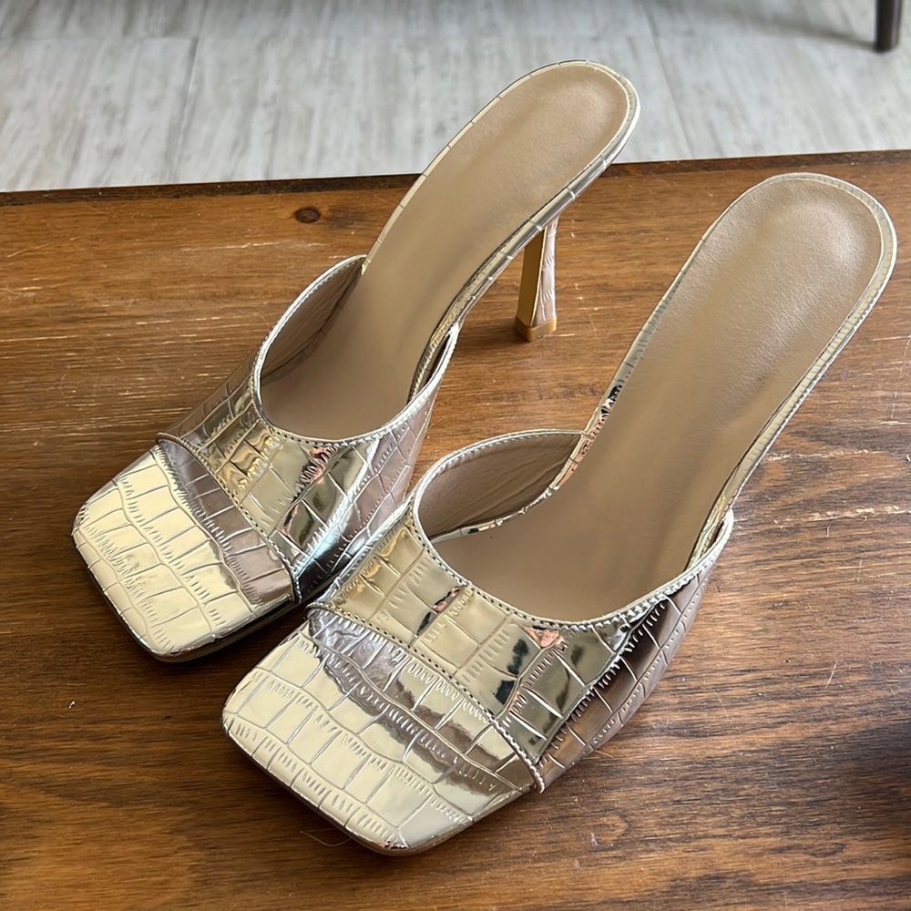Silver heeled square toe heels